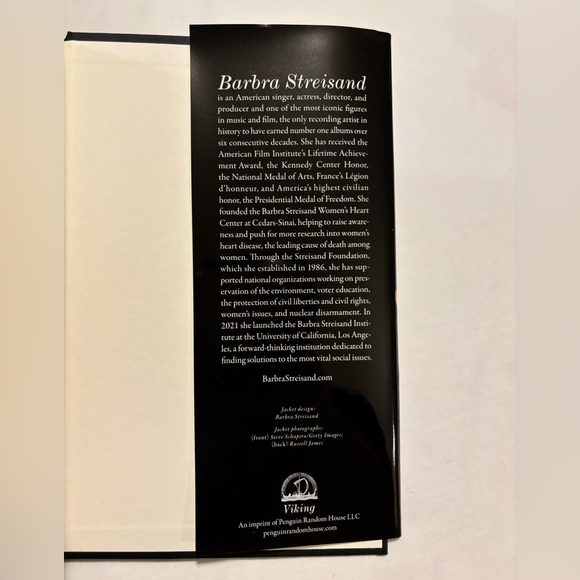 Barbra Streisand Memoir, printed 2023 - Picture 5 of 6